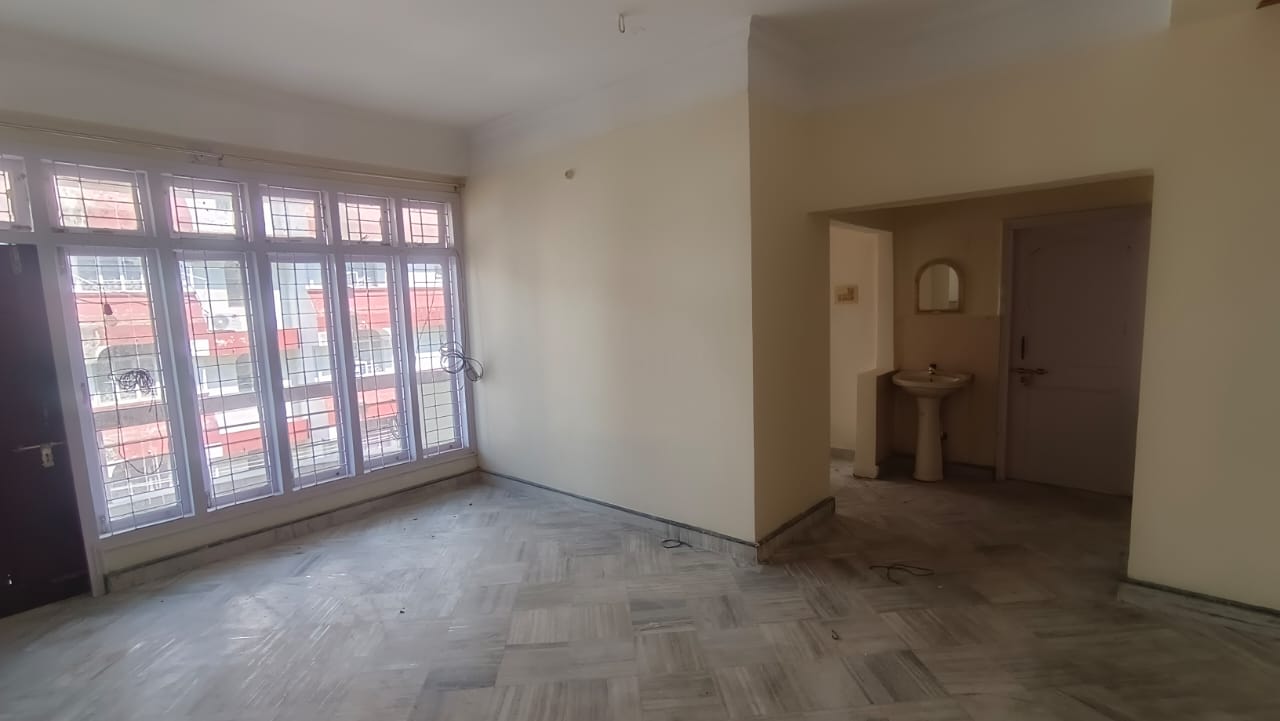 Unfurnished 3bhk in South Sarania, Manipuri Rajbari, Guwahati, Assam, India for Rent